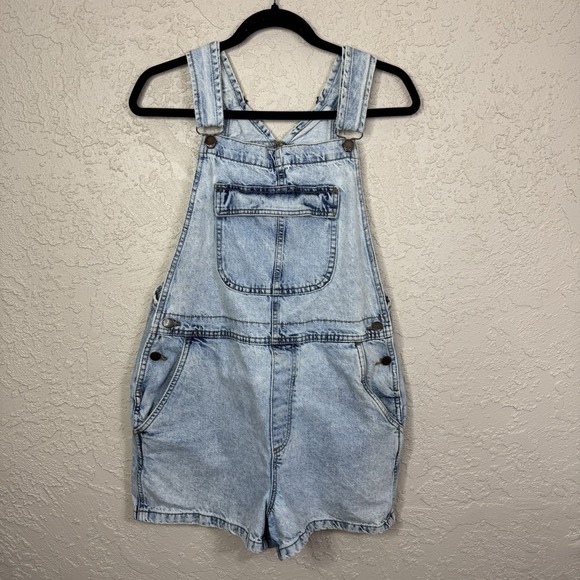 Cotton On Pants - Cotton On Original Denim Bib Shortalls Womens Size 6 Light Wash Short Overalls
